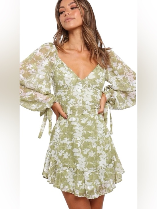 saints + secrets Dresses & Skirts - Saints & Secrets Floral Atlanta Mini Dress Size Small Romantic Puff Sleeve